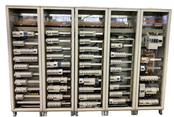 Armoire de distribution électrique XXL